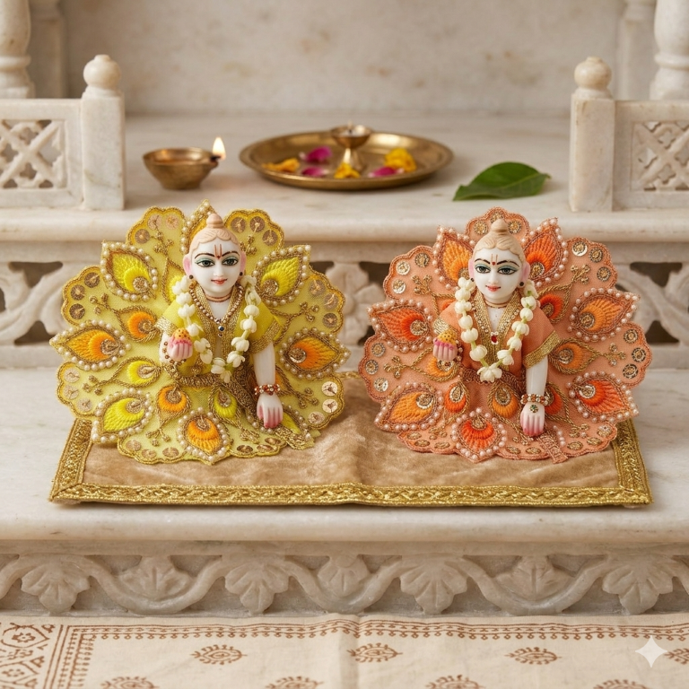 Tiny Shiny Laddu Gopal Poshak Thakur Ji Dress Heavy Designer Dress for Kanha Ji Fancy Dress for Bal Krishna Janmaasthmi Special for Ladoo Gopal Ji (Size-1 and 2)